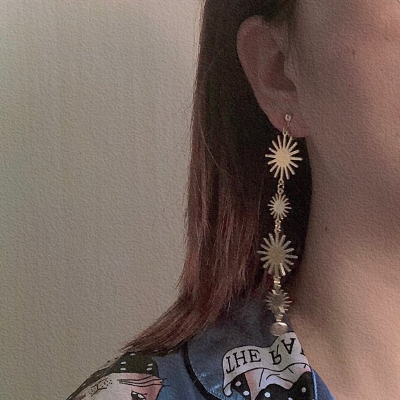 💕last one Sunny Earrings Minimalist - Picture 3 of 11